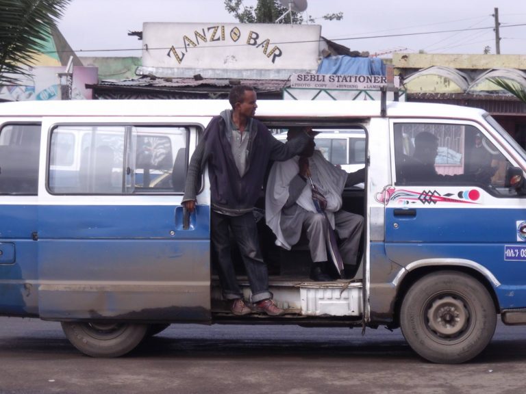 የታክሲ ታሪፍ ዘላቂ መፍትሔ ይፈልጋል