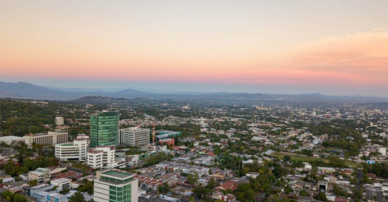 የገሞራዎች ምድር