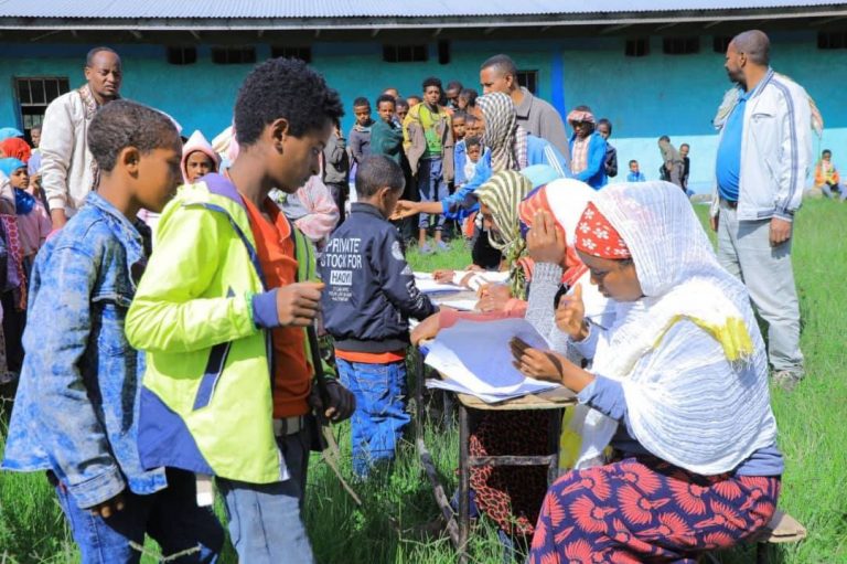 ከማን ምን ይጠበቃል?