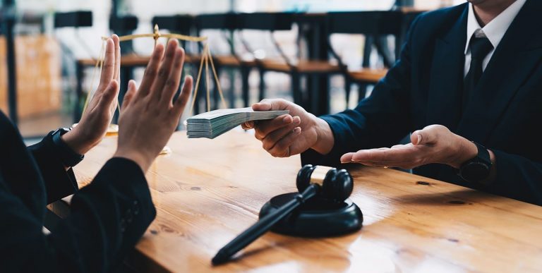 ዴንማርክ ሙስናን እንዴት ተከላከለች?