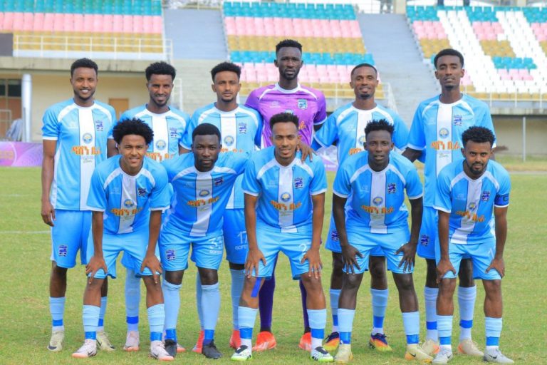 በማዕበል ውስጥ የማይናወጠዉ የጣናዉ ሞገድ