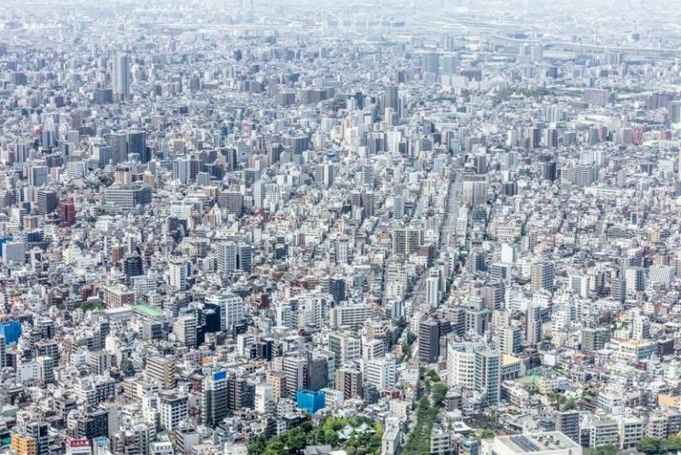 ከአነስተኛ መንደርነት ወደ ዓለማቀፍ ግዙፍነት